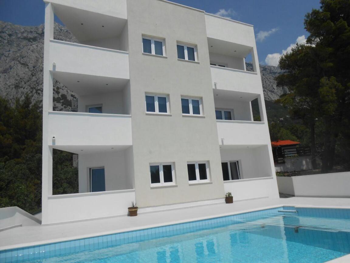 Sunny Biokovo Apartments Baska Voda Luaran gambar